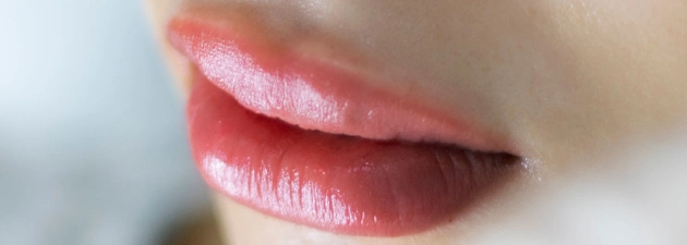 Lippenkontur Teilschatierung